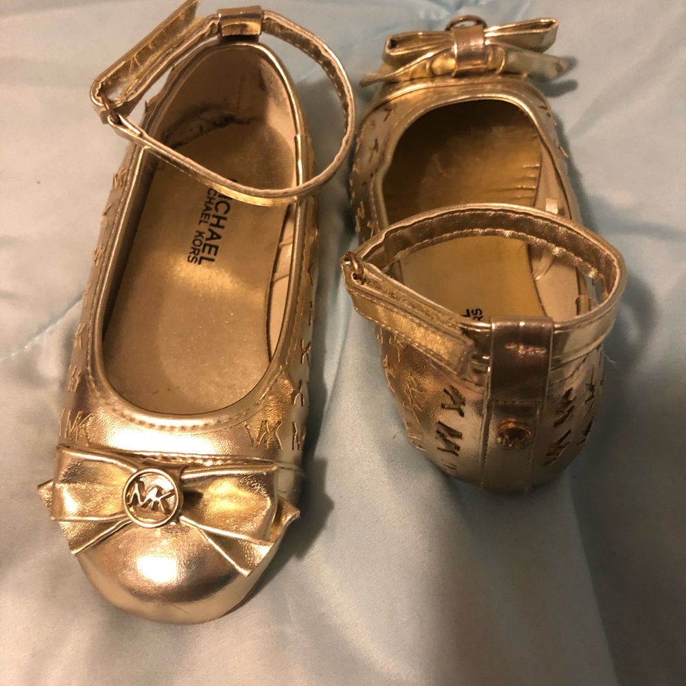 MK girls shoes